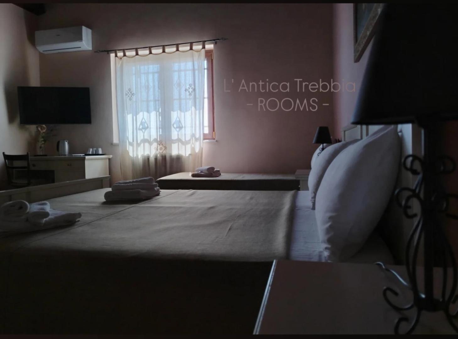 L' Antica Trebbia - Rooms Кальтаніссетта Екстер'єр фото