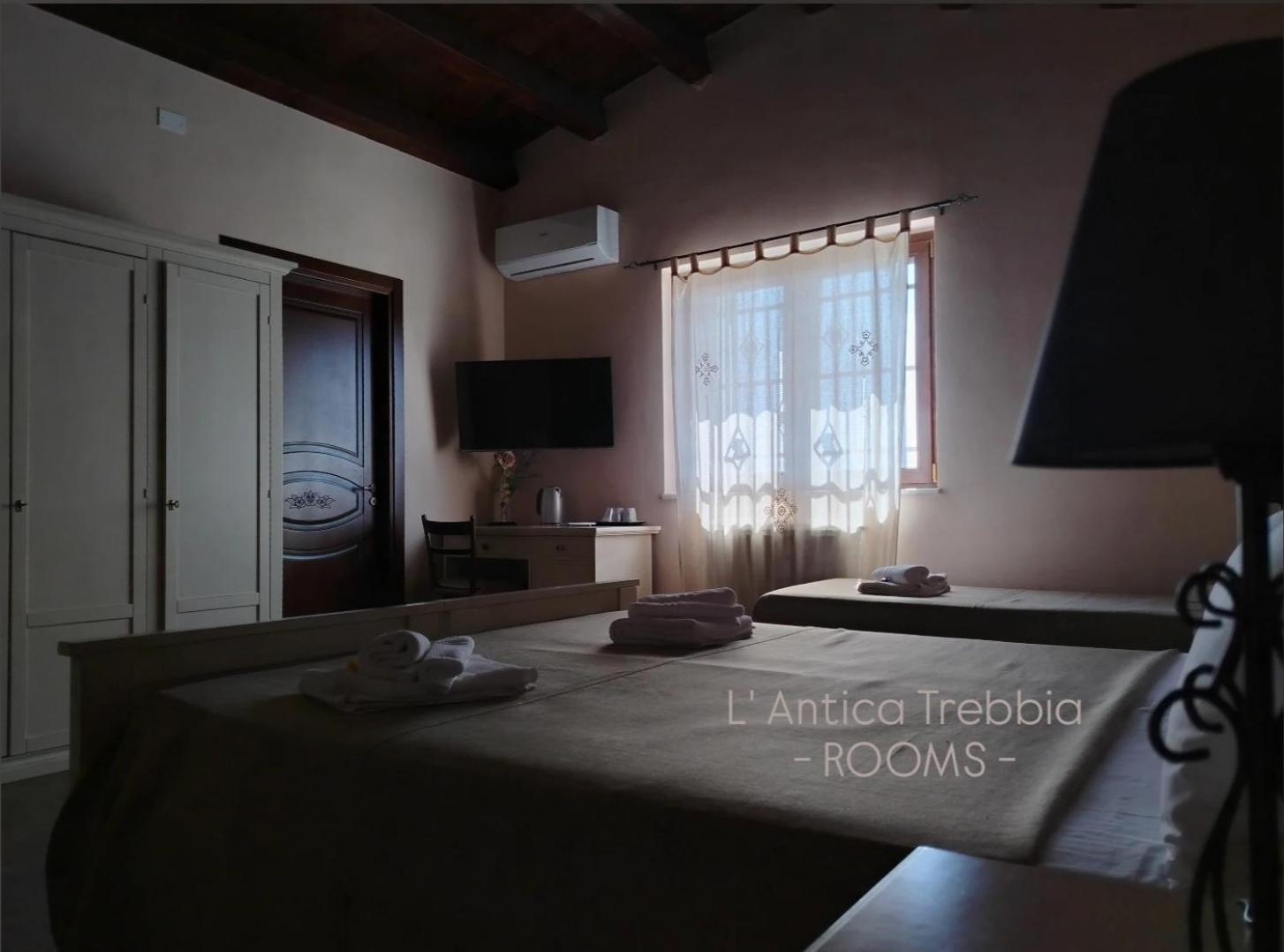 L' Antica Trebbia - Rooms Кальтаніссетта Екстер'єр фото